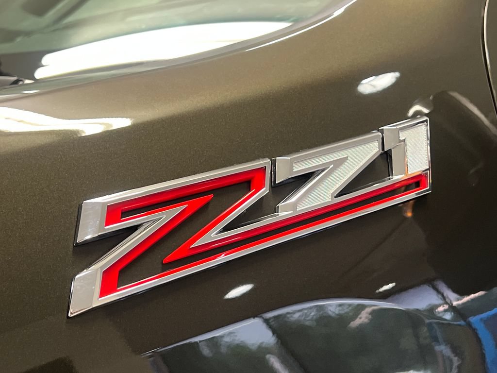 Used 2022 Chevrolet Silverado 2500 LTZ AWD/4WD image 9