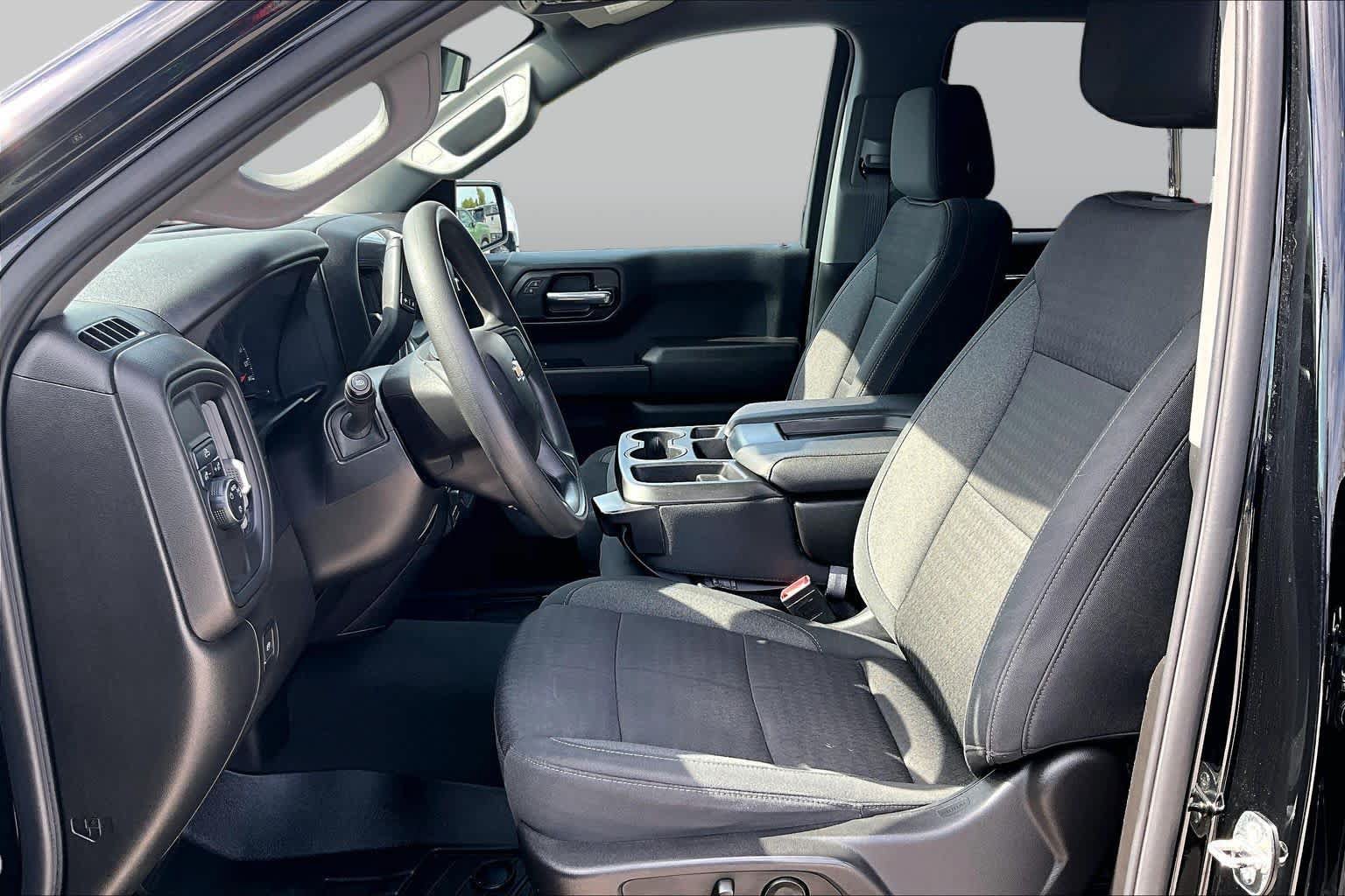 Used 2024 Chevrolet Silverado 1500 Custom RWD image 8