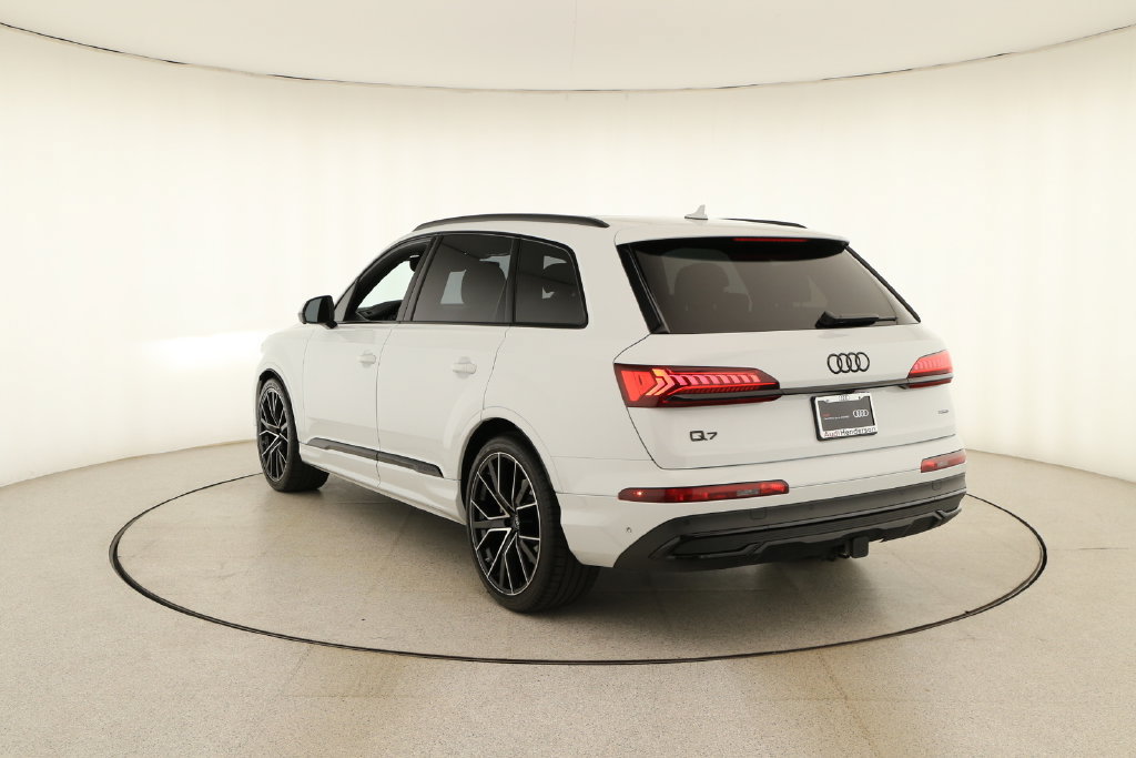 Used 2023 Audi Q7 3.0T Prestige w/ Prestige Package AWD/4WD image 4
