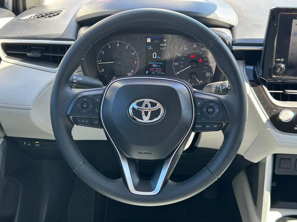 New 2025 Toyota Corolla Cross LE w/ Moonroof Package FWD image 39