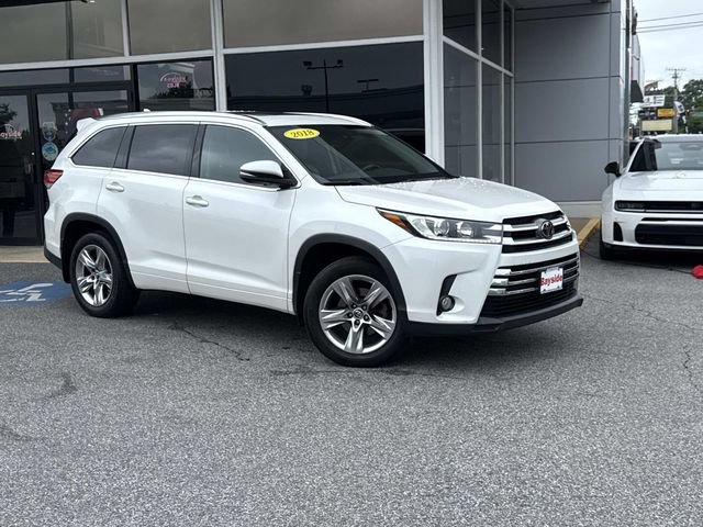 Used 2018 Toyota Highlander Limited AWD/4WD image 2