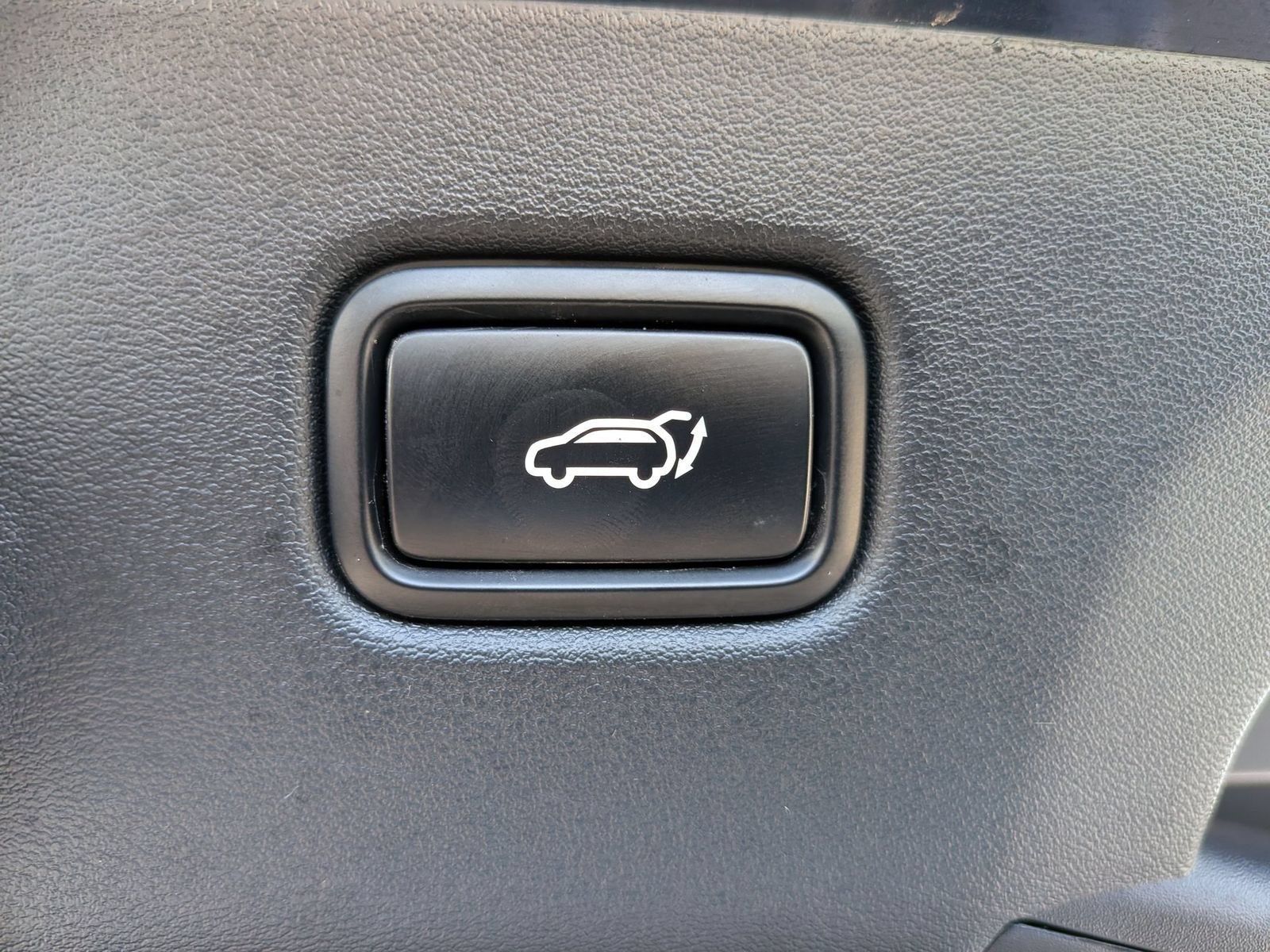Used 2024 Kia EV6 Wind w/ Wind Technology Package AWD/4WD image 33