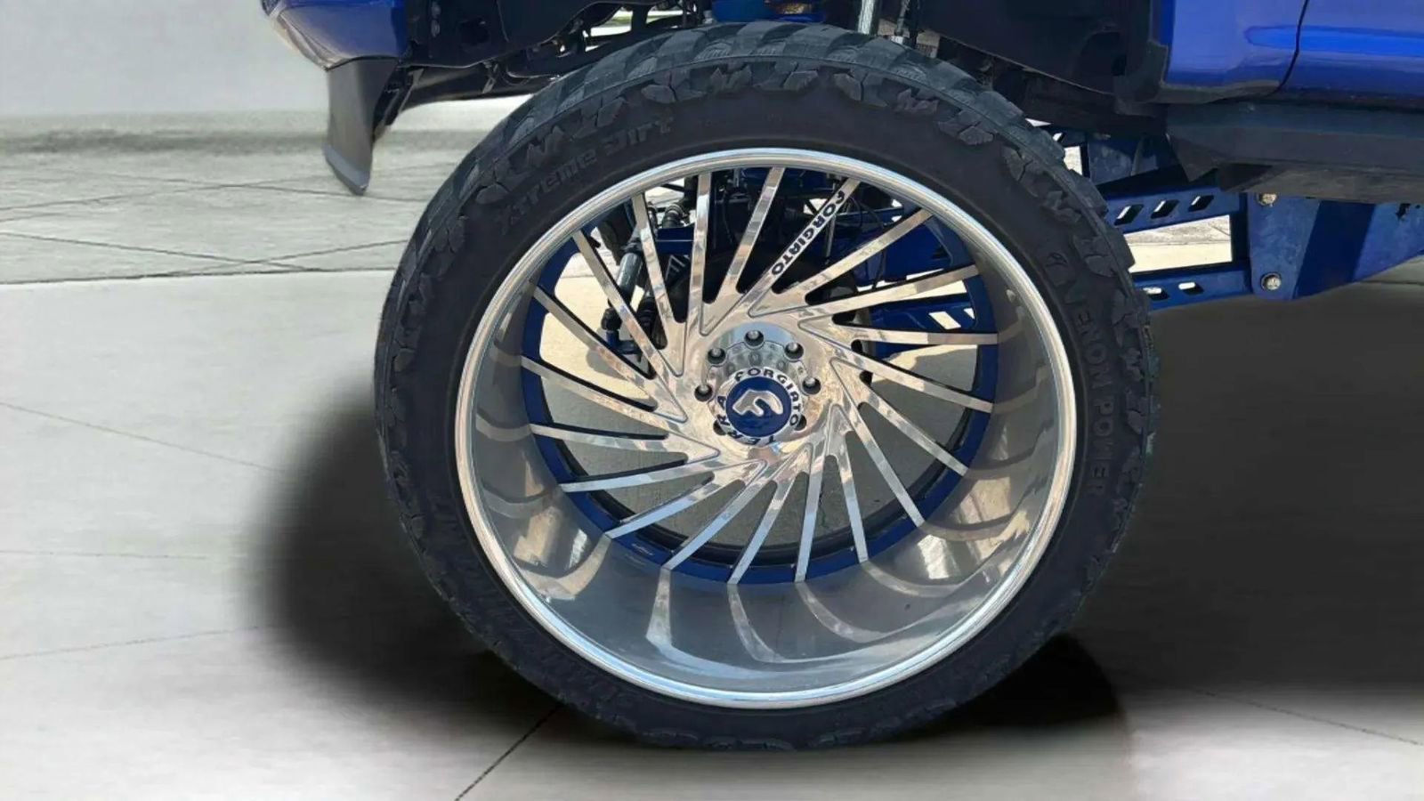 Used 2022 Ford F250 Lariat w/ Black Appearance Package image 18