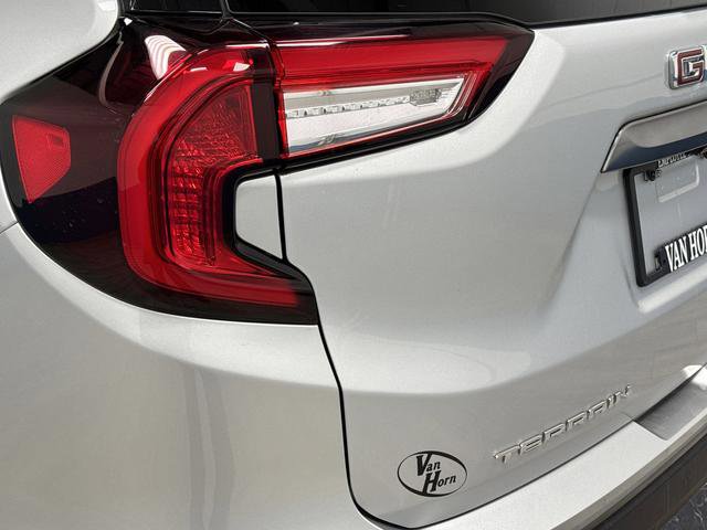 Used 2022 GMC Terrain AT4 w/ Infotainment Package II image 34