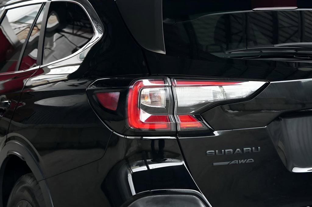 Used 2020 Subaru Outback Onyx Edition XT AWD/4WD image 16
