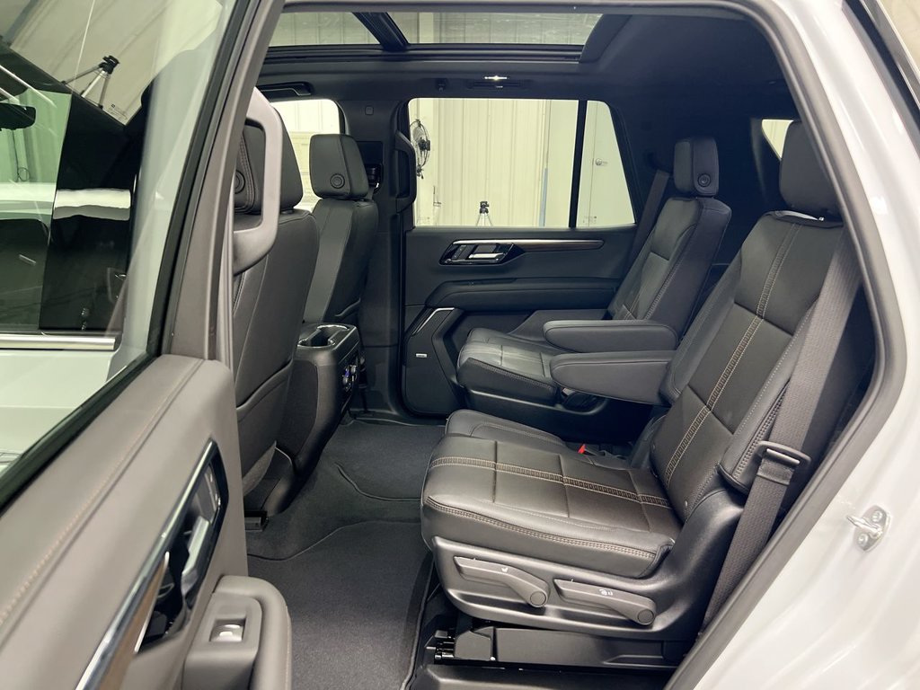 New 2026 Chevrolet Tahoe High Country AWD/4WD image 19