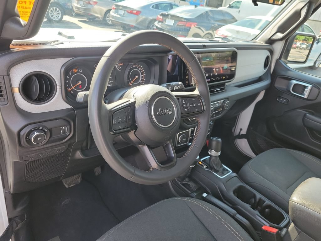 Used 2024 Jeep Wrangler Unlimited Sport AWD/4WD image 21