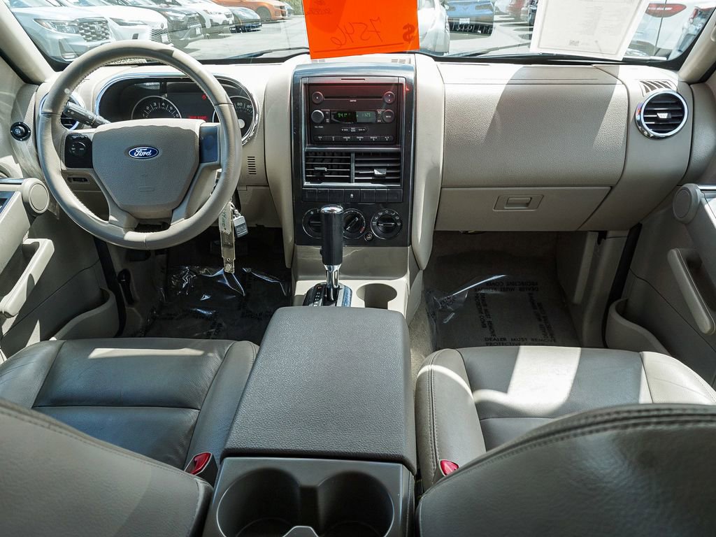 Used 2006 Ford Explorer XLT RWD image 14