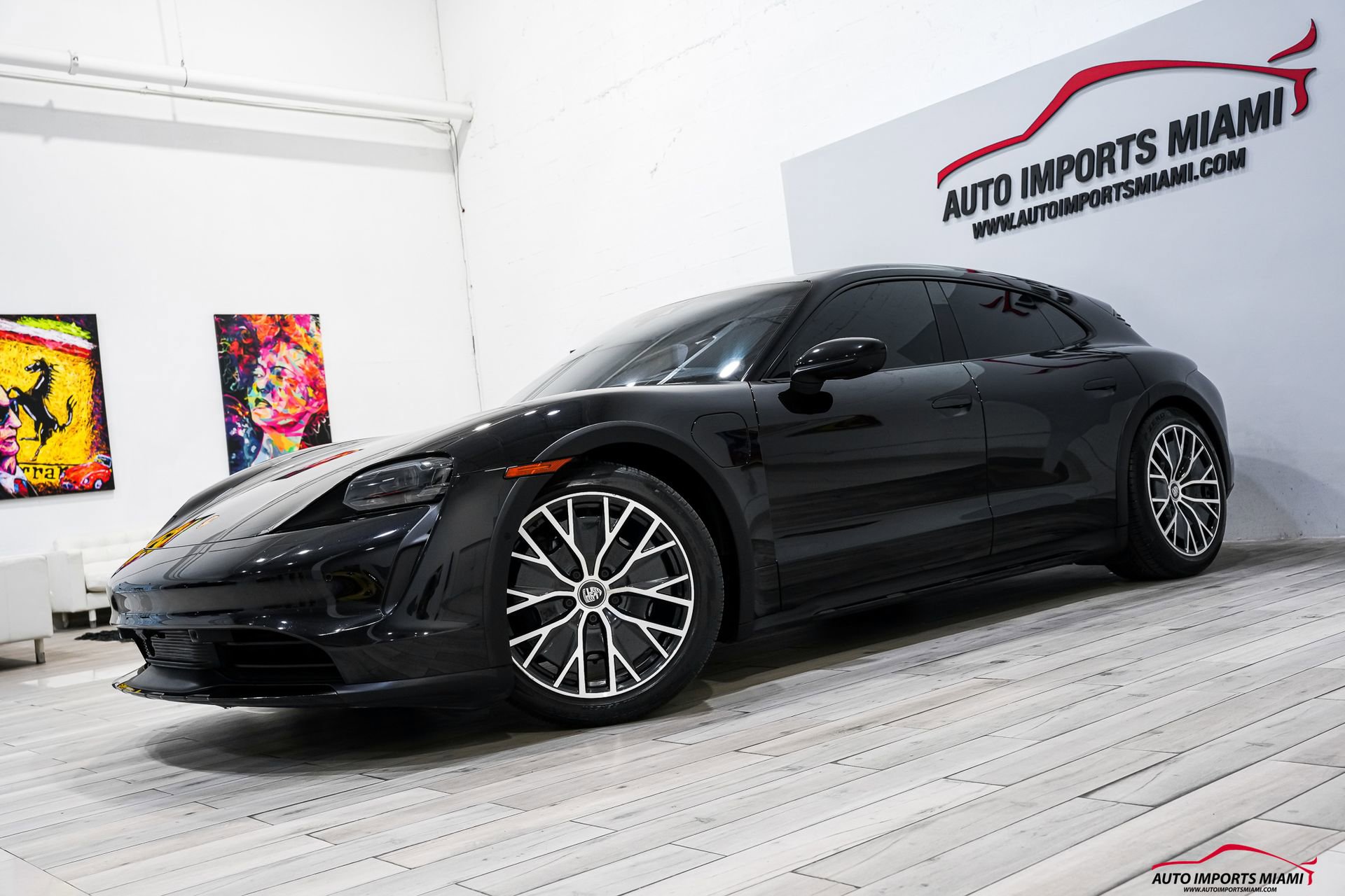 Used 2021 Porsche Taycan 4 Cross Turismo AWD/4WD image 4