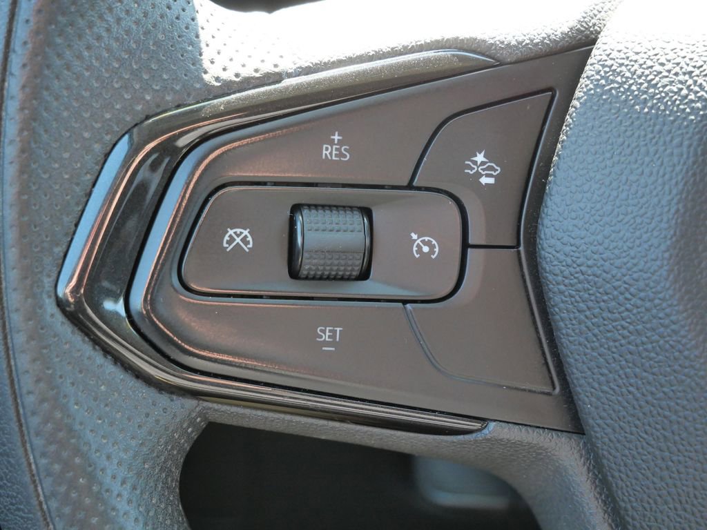 Used 2023 Chevrolet TrailBlazer LT w/ Convenience Package image 40