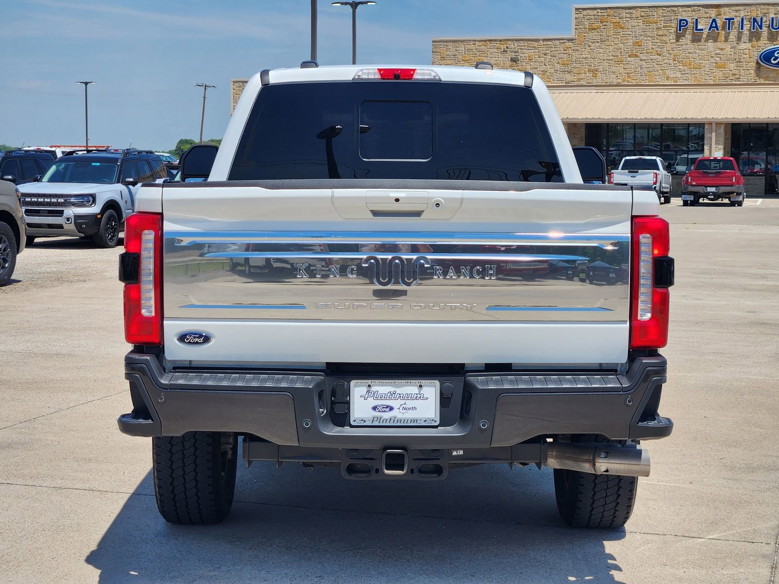 Used 2024 Ford F250 King Ranch w/ FX4 Off-Road Package AWD/4WD image 8
