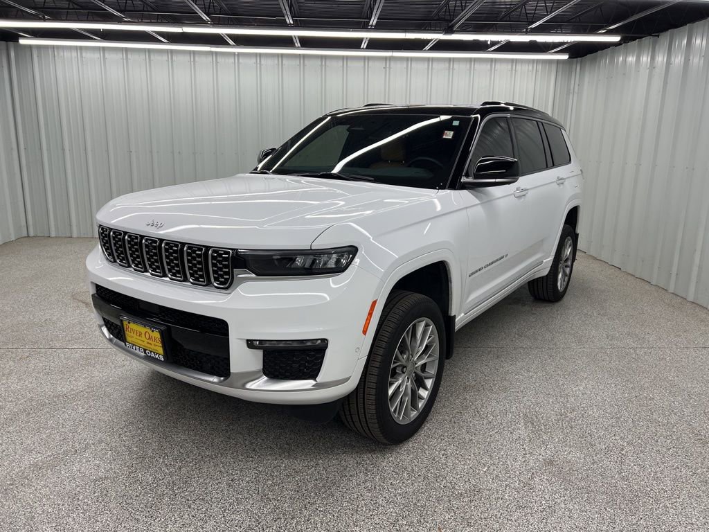 Used 2025 Jeep Grand Cherokee L Summit w/ MOPAR Finishing Package image 3