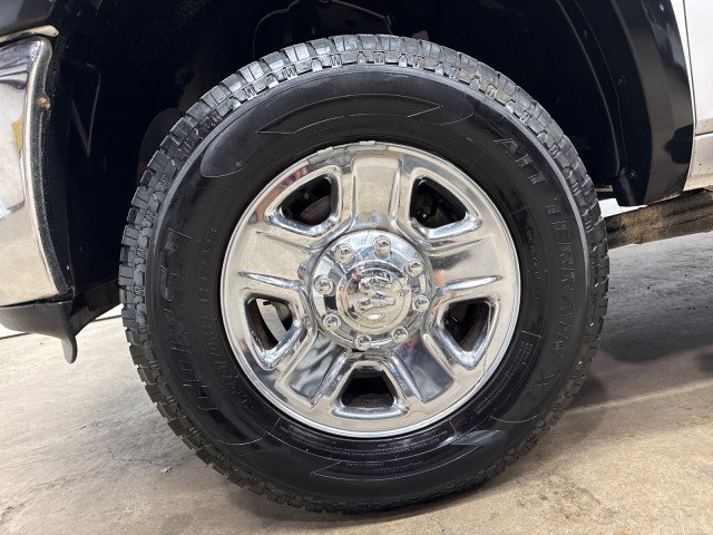 Used 2018 RAM 2500 Tradesman w/ Chrome Appearance Group image 37