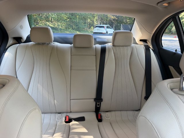 Used 2018 Mercedes-Benz E 300 4MATIC image 42