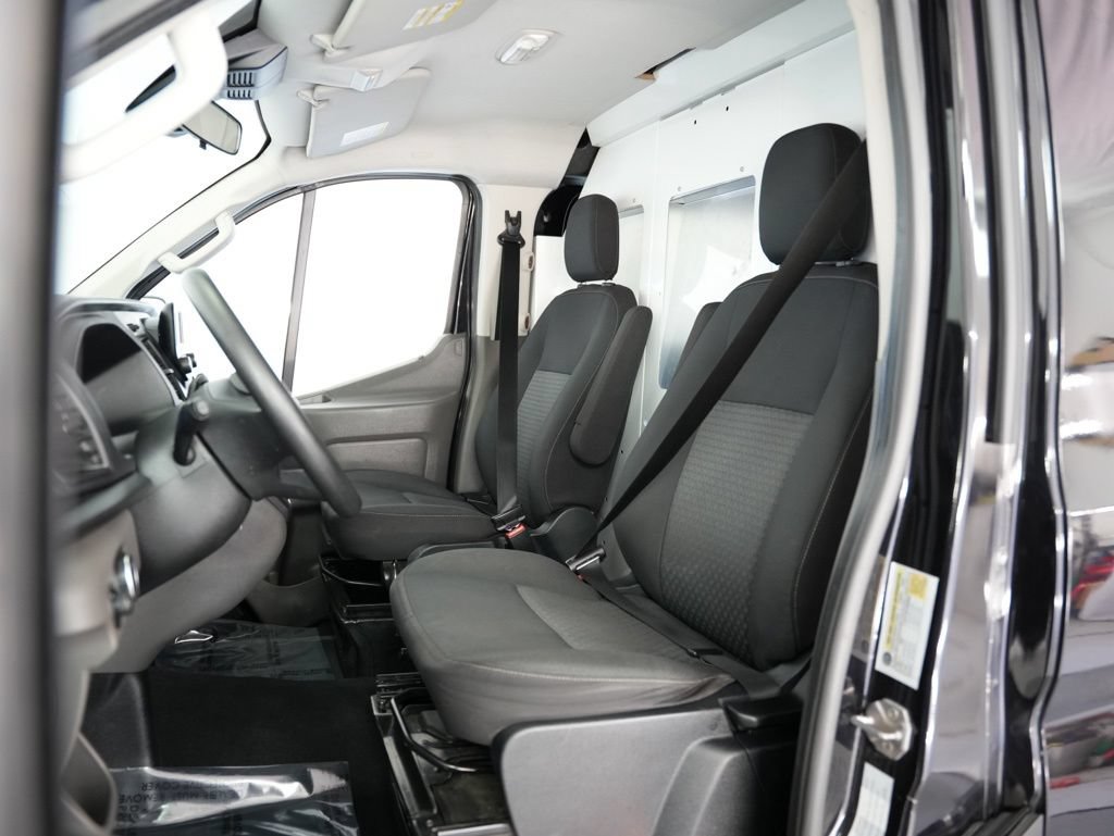 Used 2020 Ford Transit 250 Low Roof AWD image 31