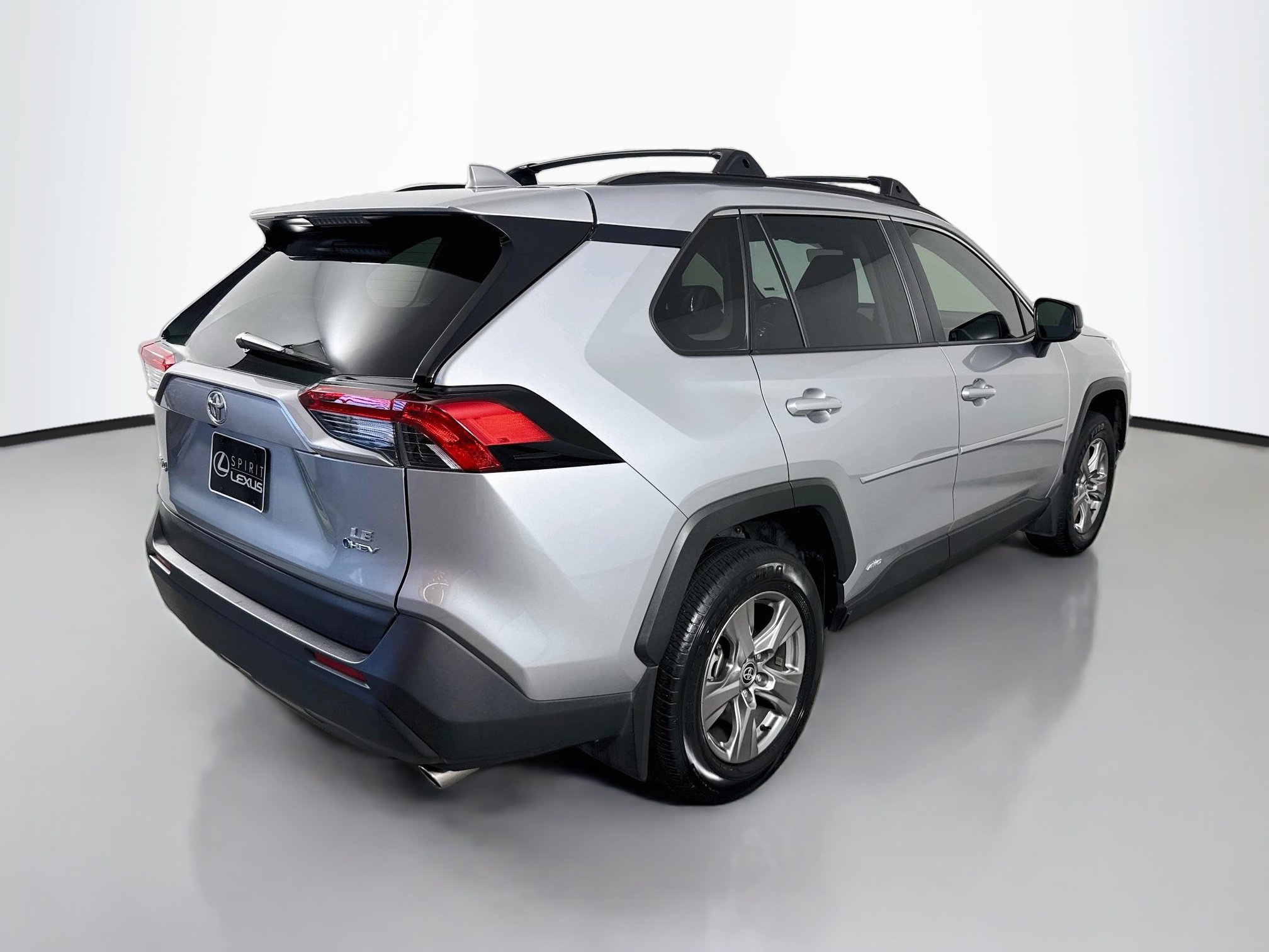 Used 2025 Toyota RAV4 LE AWD/4WD image 7