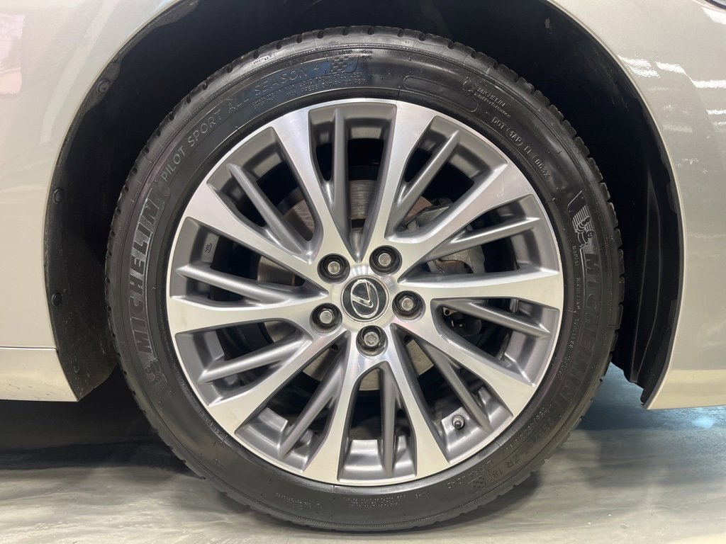 Used 2021 Lexus ES 350 w/ Premium Package image 27