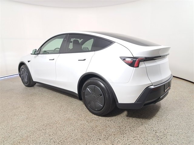 Used 2026 Tesla Model Y 2WD image 7