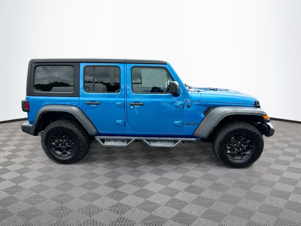 Certified 2023 Jeep Wrangler Unlimited AWD/4WD image 5