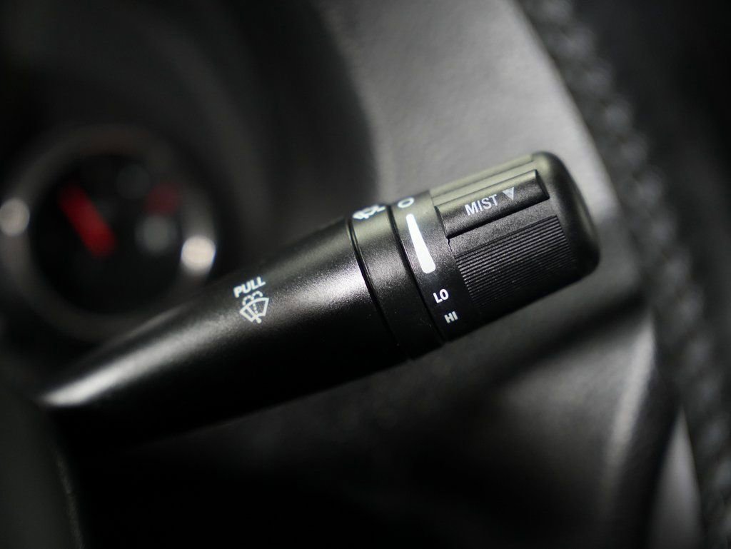 Used 2015 Jeep Wrangler Unlimited Sahara w/ Connectivity Group image 16