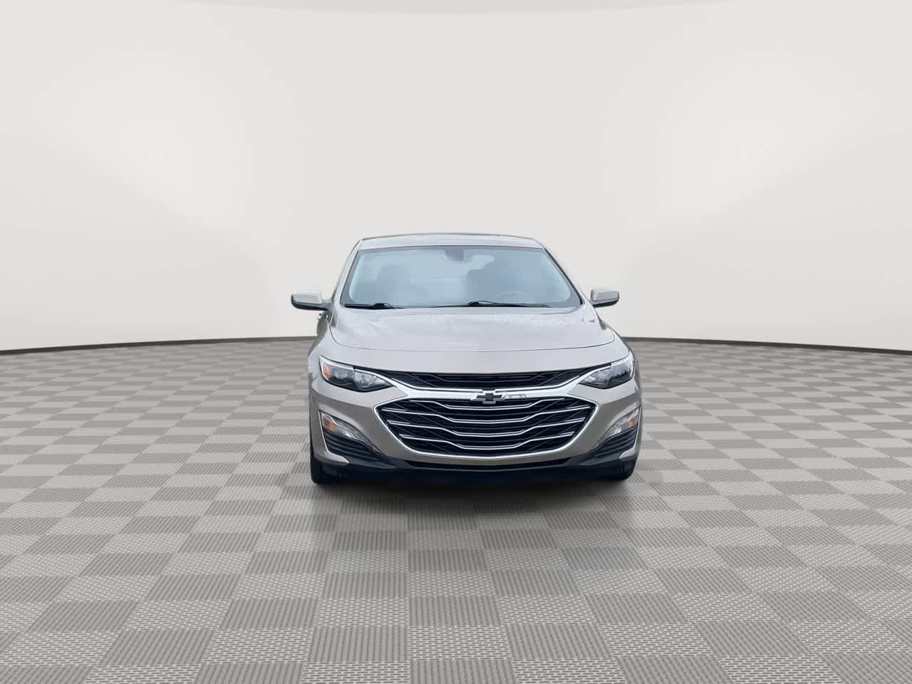 Used 2022 Chevrolet Malibu LT FWD image 3