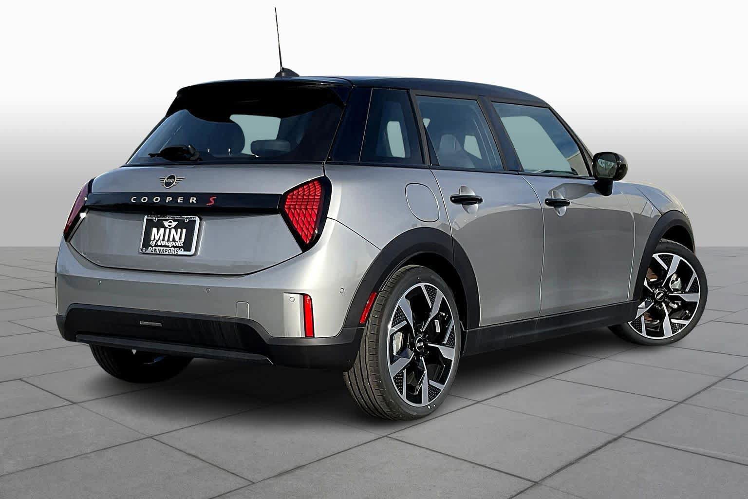 Used 2025 MINI Cooper S image 12