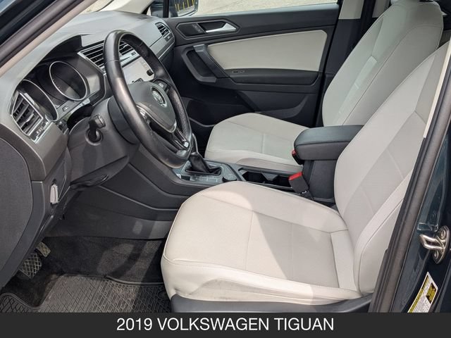 Used 2019 Volkswagen Tiguan SE AWD/4WD image 13