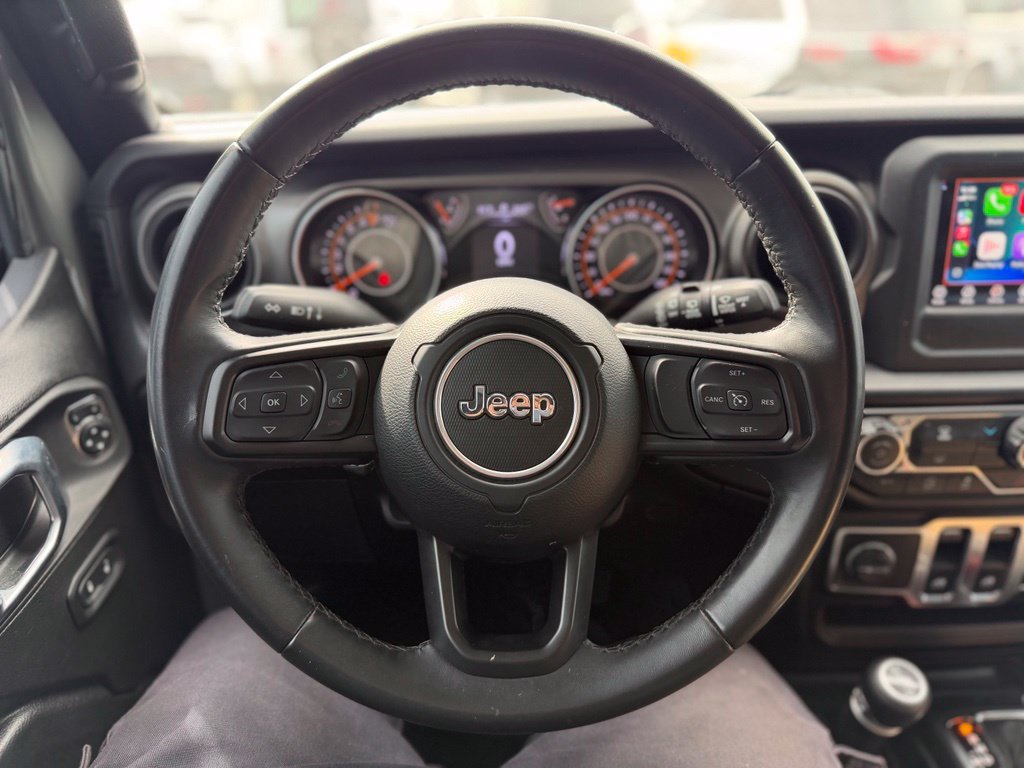Used 2022 Jeep Wrangler Sport AWD/4WD image 5