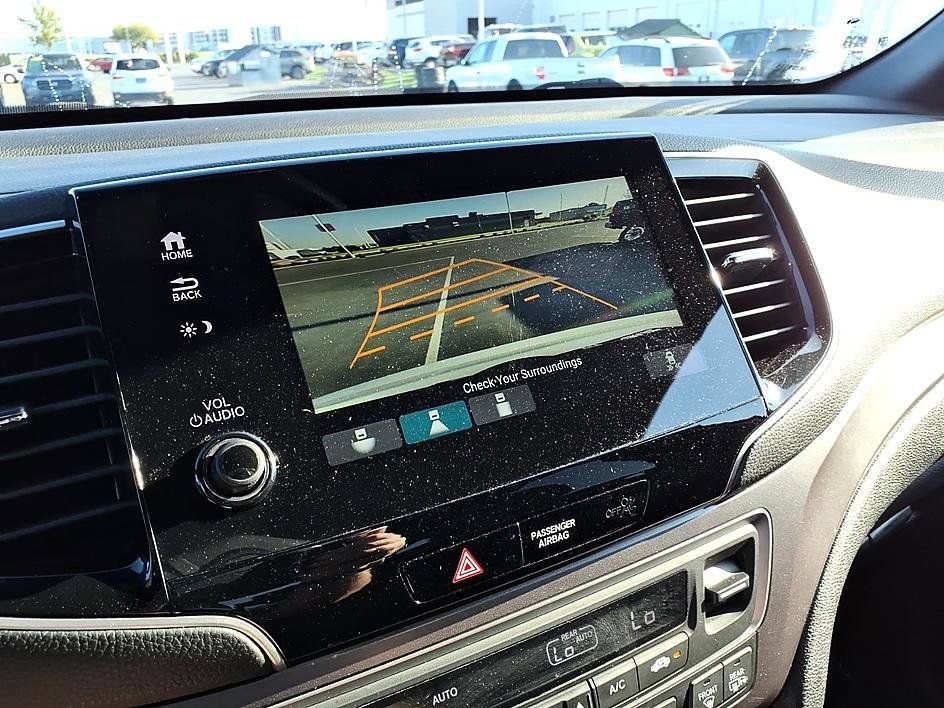 Used 2022 Honda Pilot Sport image 29