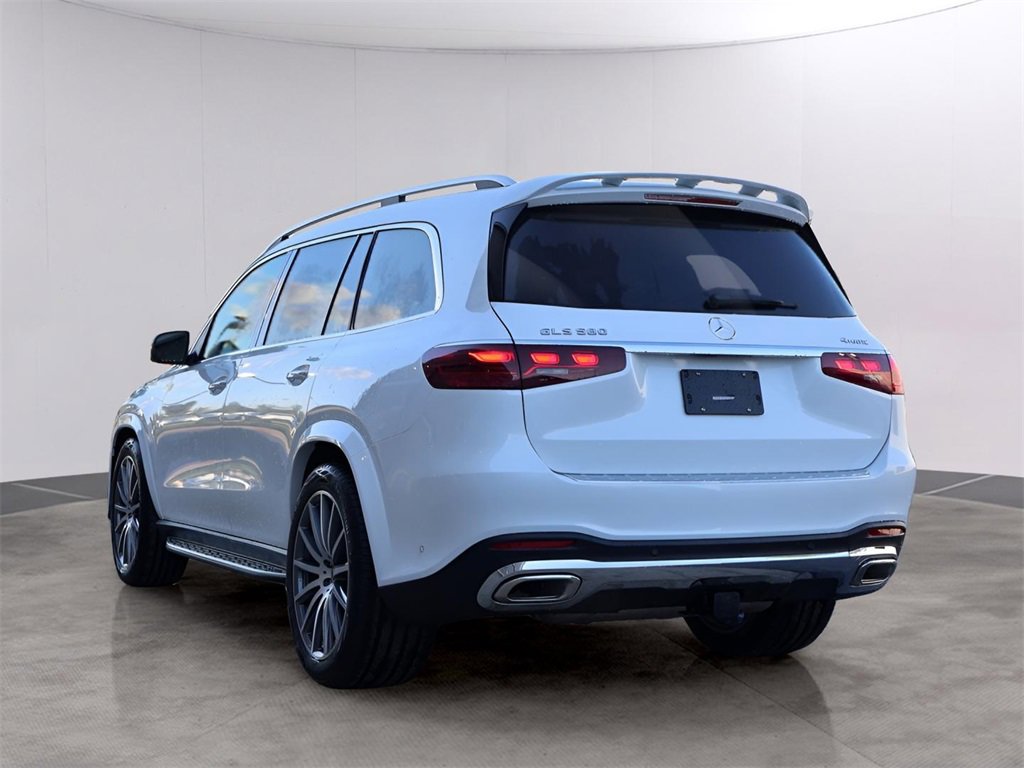 New 2026 Mercedes-Benz GLS 580 4MATIC image 5