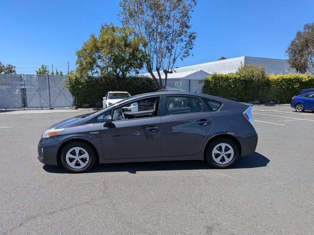 Used 2013 Toyota Prius Two FWD image 9