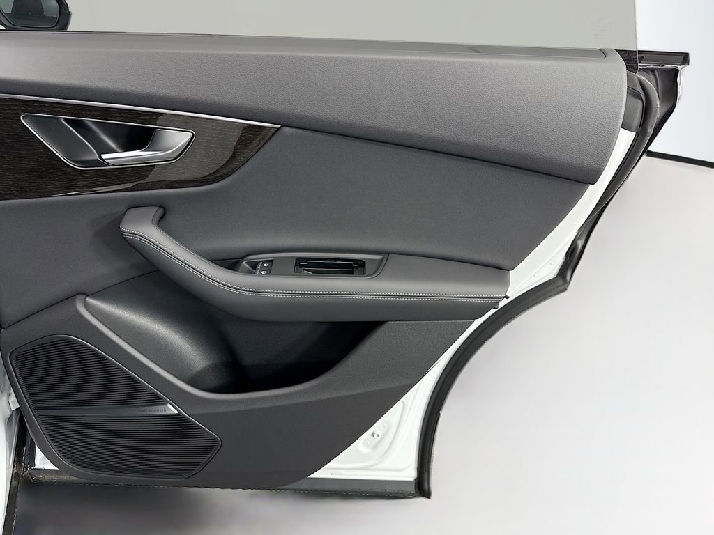 New 2026 Audi Q8 Premium Plus image 26