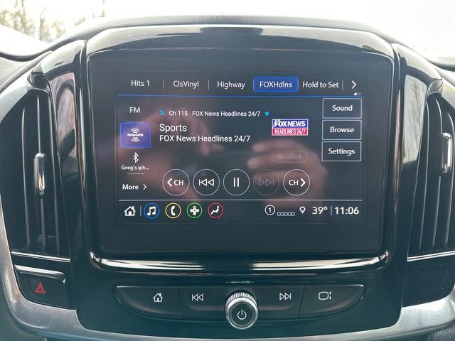 Used 2022 Chevrolet Traverse LT w/ LPO, Floor Liner Package image 35