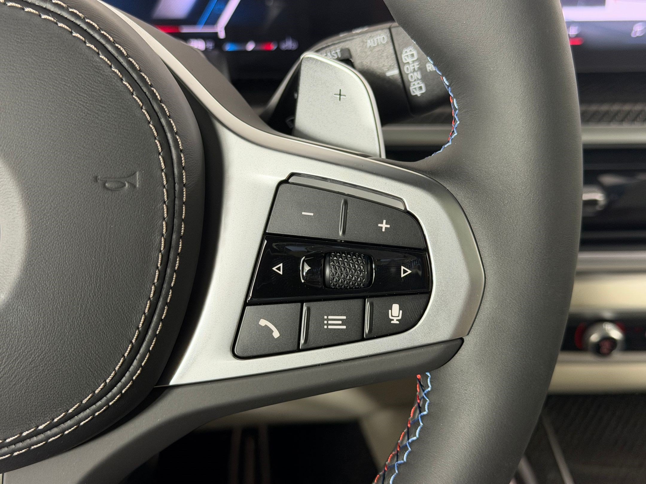 New 2027 BMW X7 M60i AWD/4WD image 29