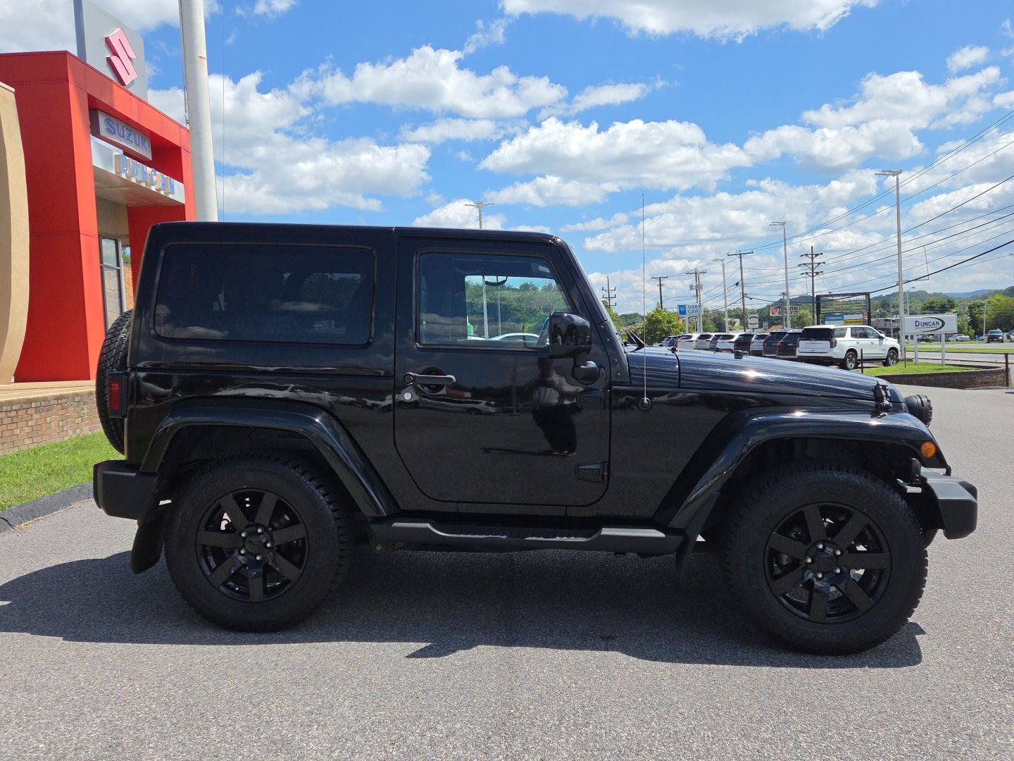 Used 2014 Jeep Wrangler Sahara AWD/4WD image 2