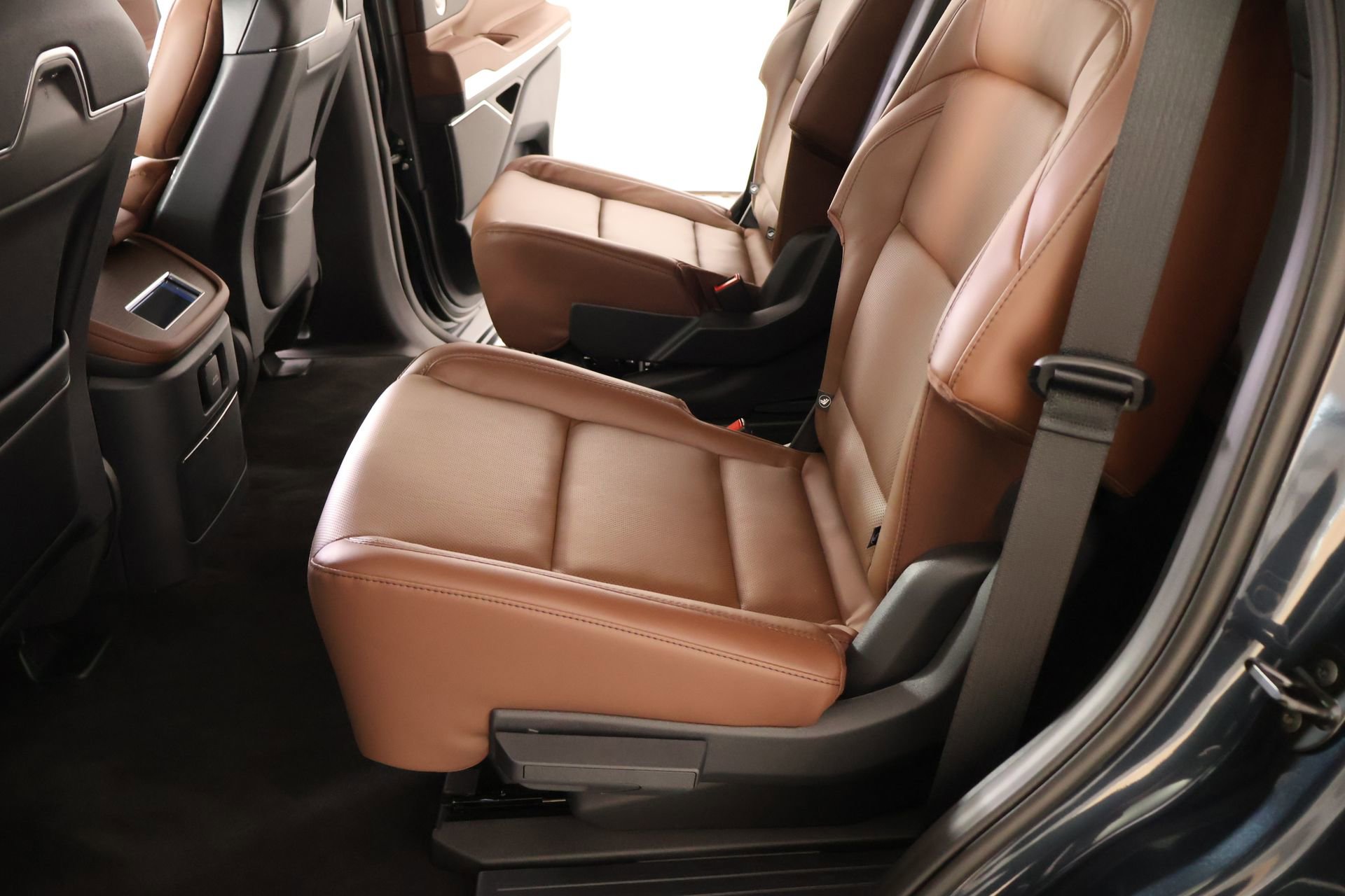 New 2026 Lincoln Navigator Reserve AWD/4WD image 13