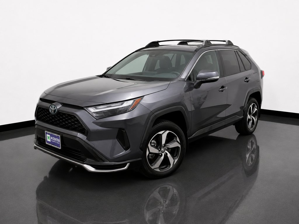 Used 2024 Toyota RAV4 SE w/ Weather & Moonroof Package