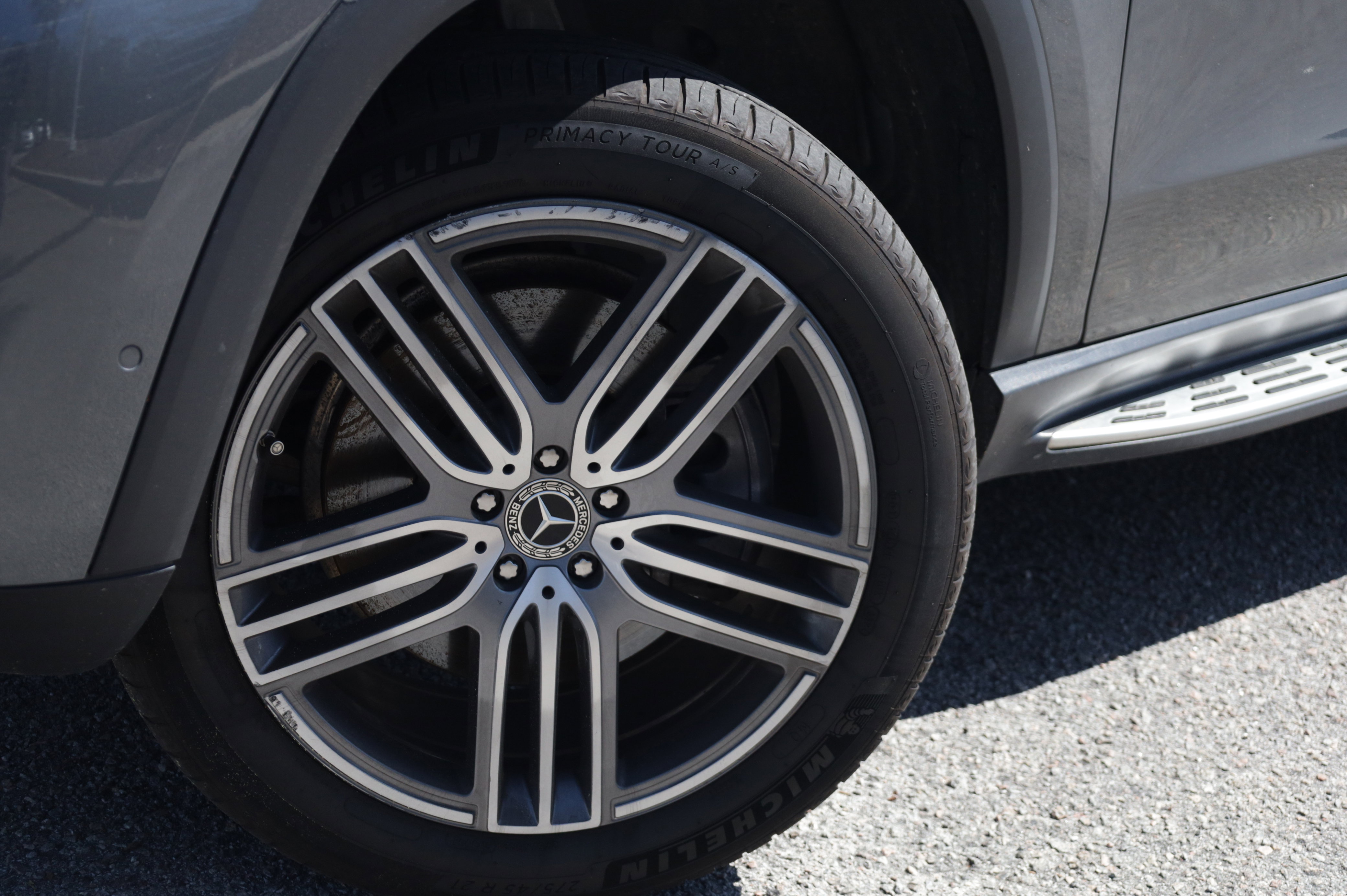 Used 2021 Mercedes-Benz GLS 450 4MATIC image 16