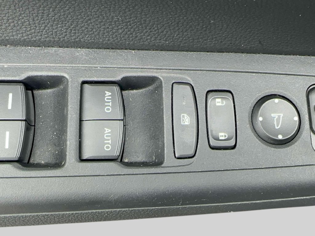 Certified 2025 Honda CR-V EX image 13