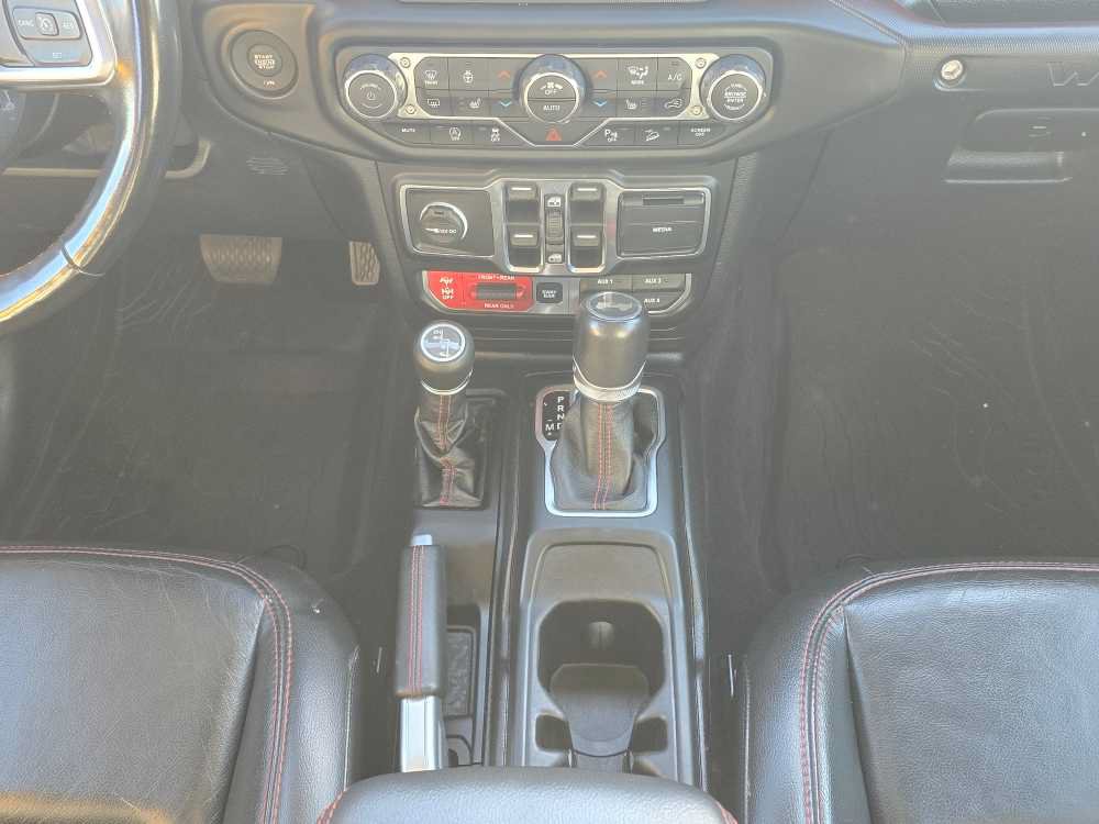 Used 2020 Jeep Wrangler Unlimited Rubicon w/ LED Lighting Group AWD/4WD image 13