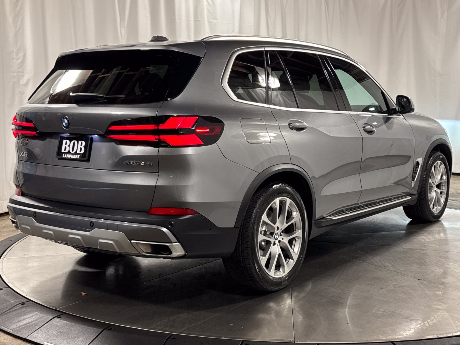 Used 2024 BMW X5 xDrive40i w/ Premium Package AWD/4WD image 10
