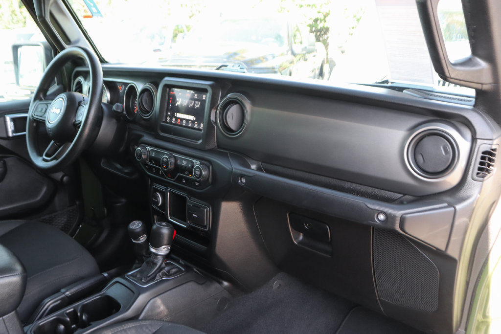Used 2023 Jeep Gladiator Sport AWD/4WD image 34