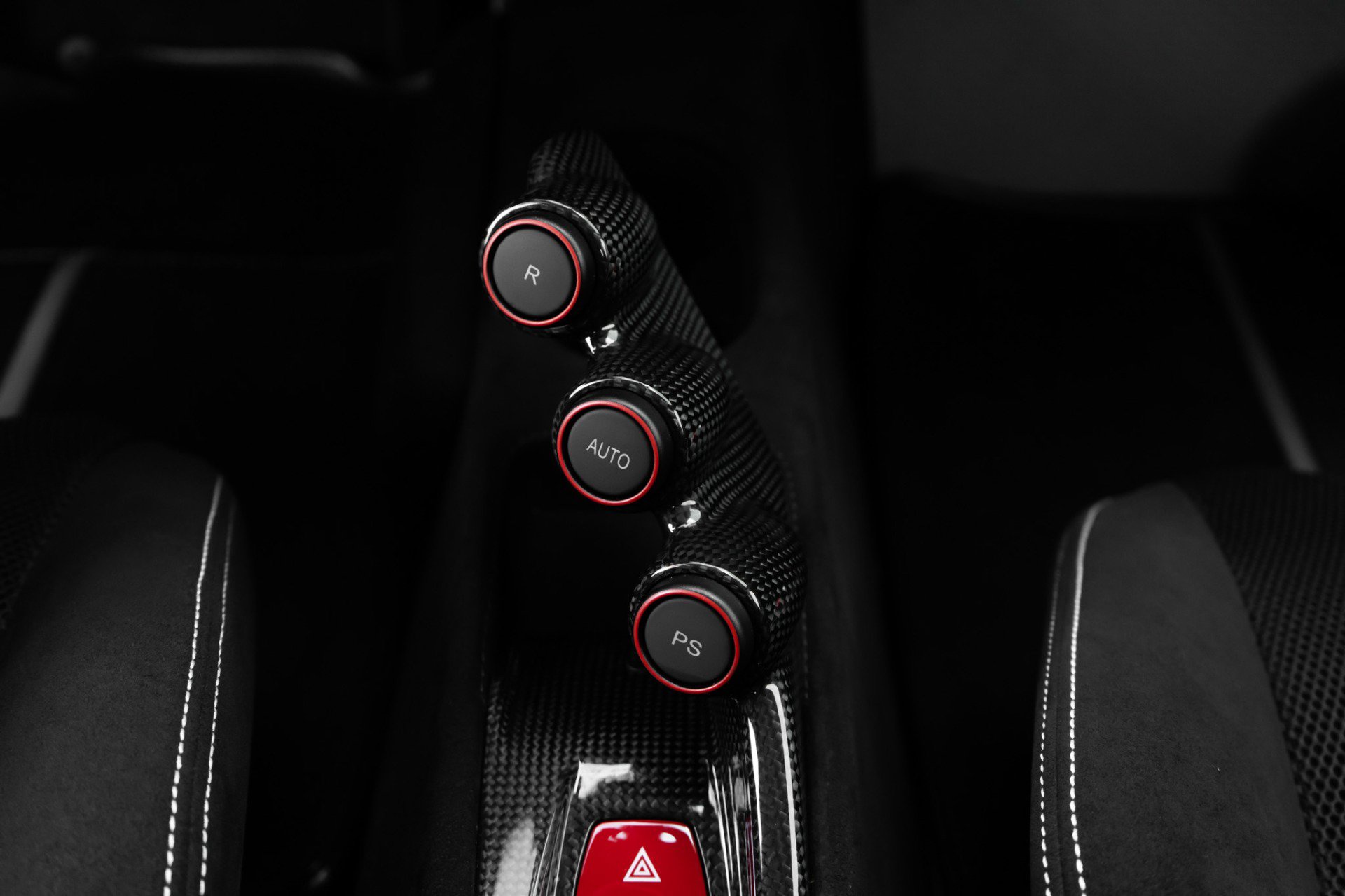 Used 2015 Ferrari 458 Speciale Coupe RWD image 37