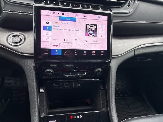 Used 2022 Jeep Grand Cherokee L Limited image 35