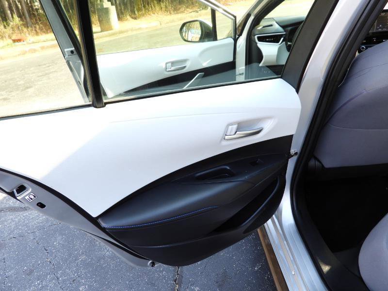 Used 2020 Toyota Corolla SE image 33