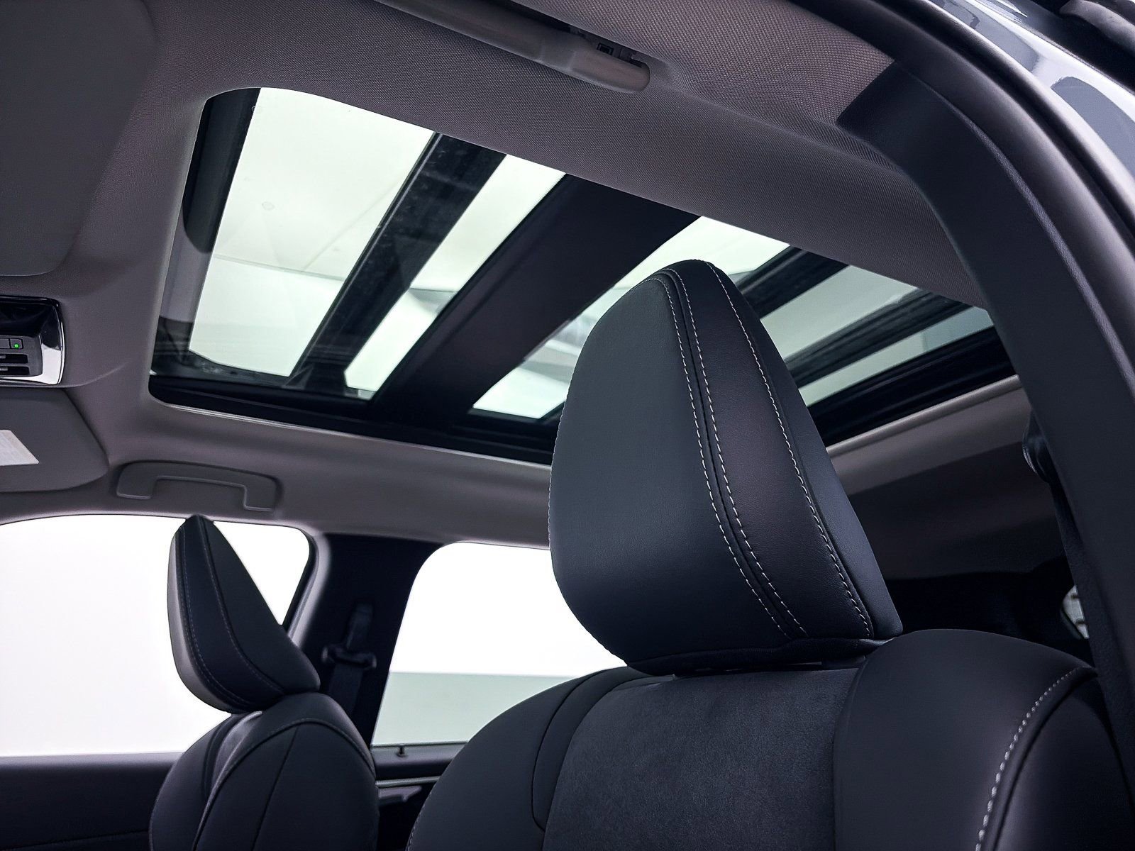 New 2026 Mitsubishi Outlander Trail Edition image 12