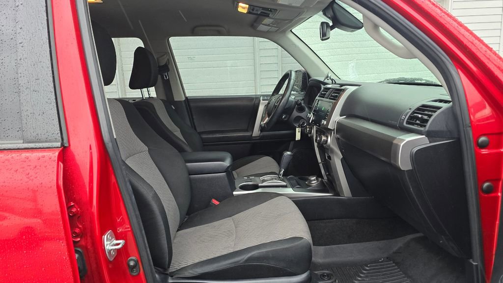 Used 2020 Toyota 4Runner SR5 image 11