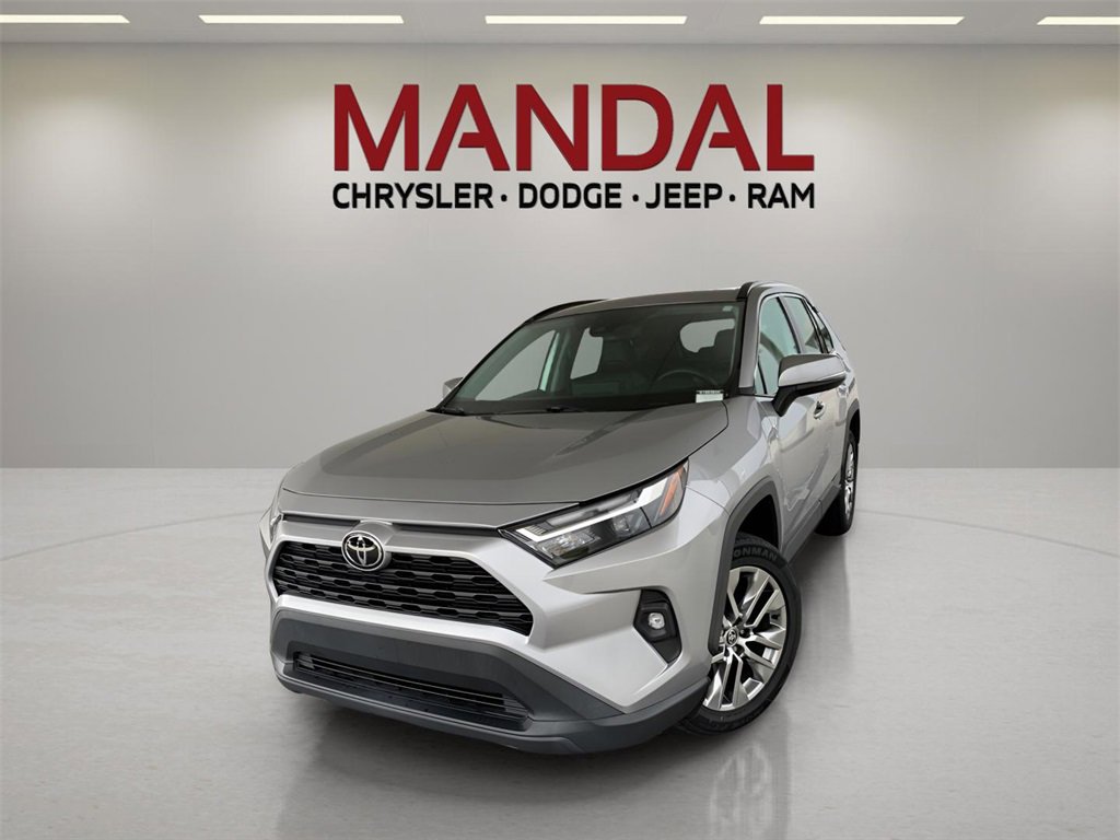 Used 2022 Toyota RAV4 XLE Premium w/ Carpet Mat Package (TMS)