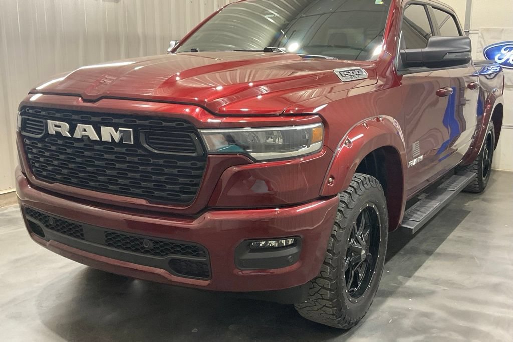 Used 2025 RAM 1500 Big Horn AWD/4WD image 5