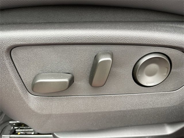 New 2025 GMC Hummer EV 2X w/ LPO, Cargo Utility Package image 10